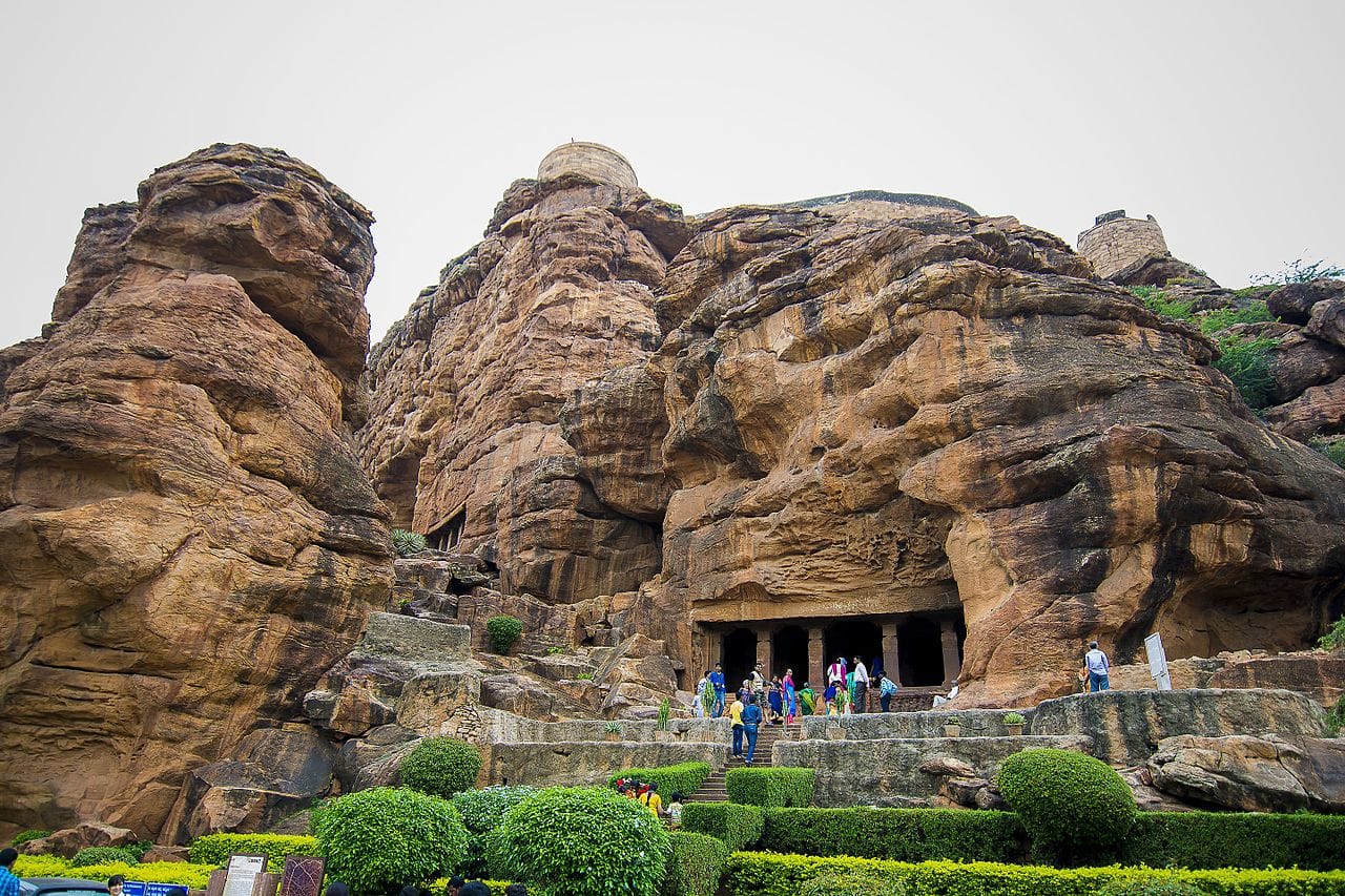 Hire a car and driver in Badami