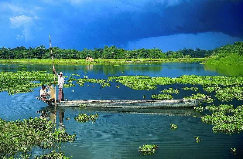 Hire a car and driver in Majuli