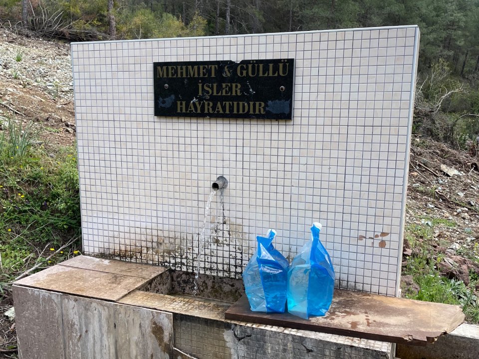 Frisches, Klarer Quellwasser – 2