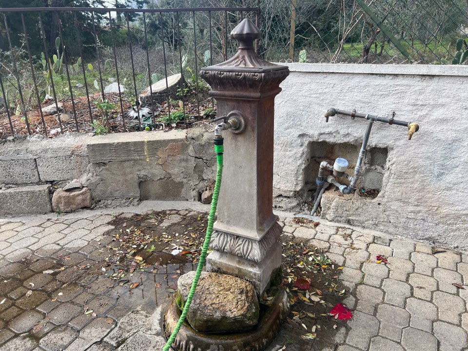 Wasserhahn – 2