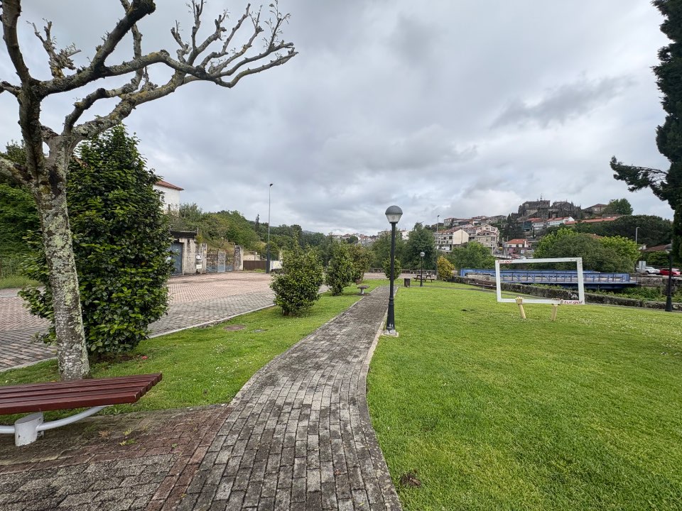 Parking avec eau potabile – 3