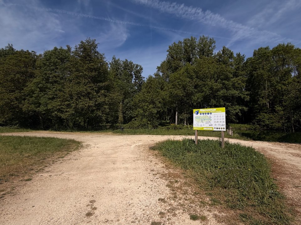 Ort mit Parkplatz – 5