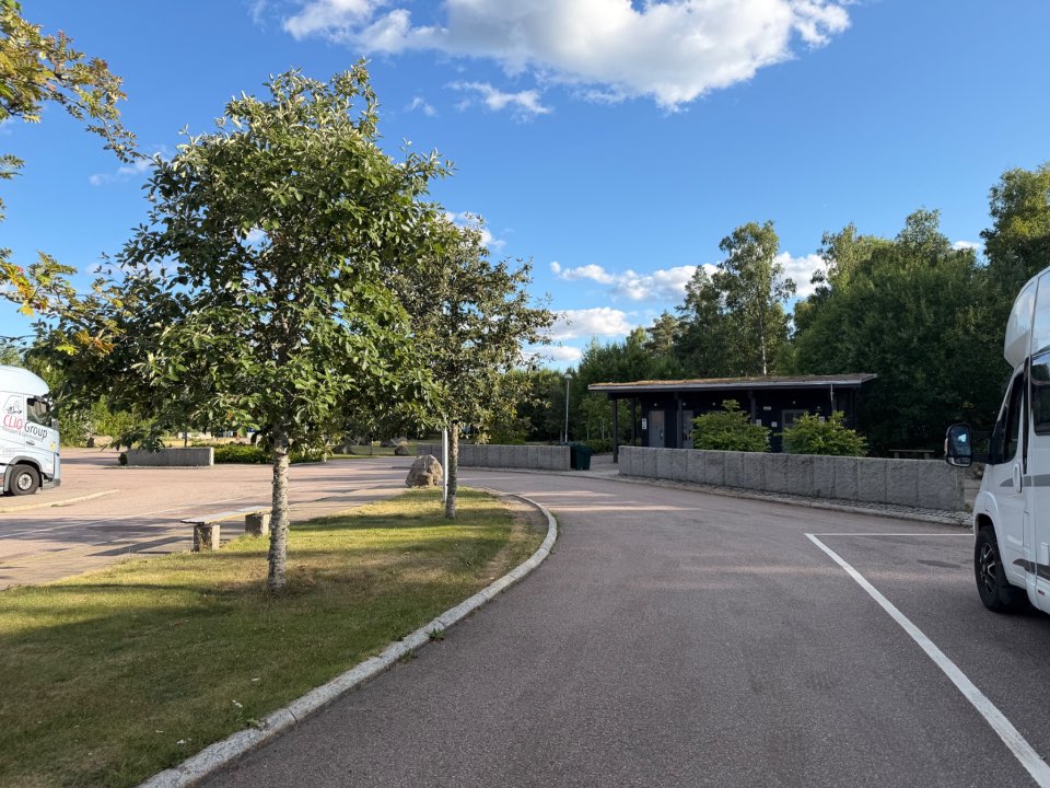 Autobahnrastplatz – 1