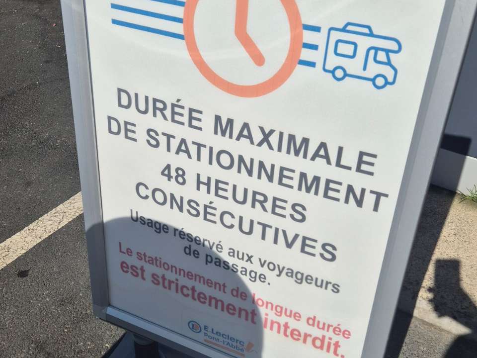 Service aérien Leclerc – 1