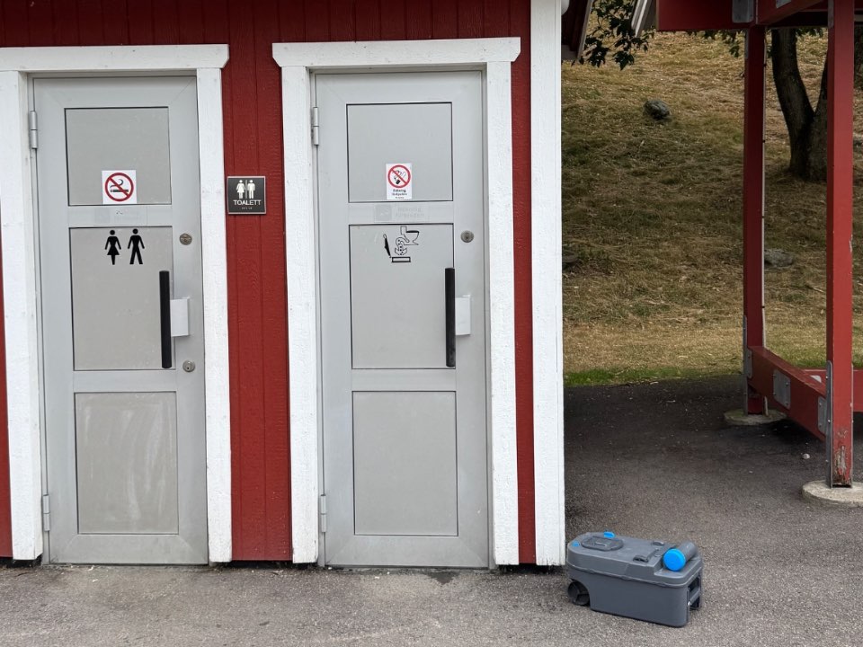 Rastplatz zum Toilettenentleeren – 1