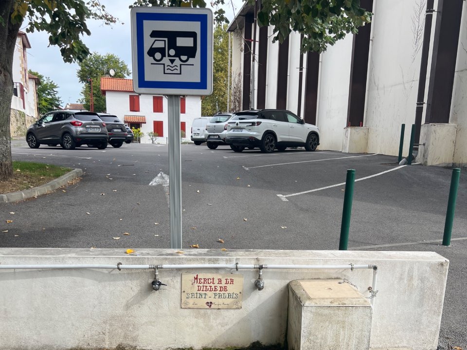 Parking alimentation et évacuation des eaux Airetik – 1