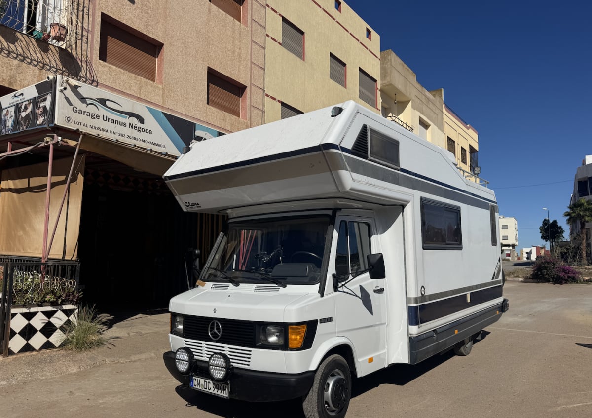 Målning och reparation av husbilar i Marocko