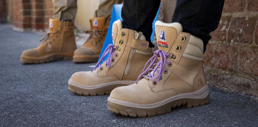 Ladies Southern Cross Zip Sand Coloured work boots