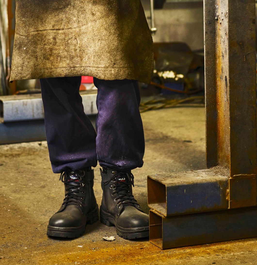 Argyle Zip Black work boots