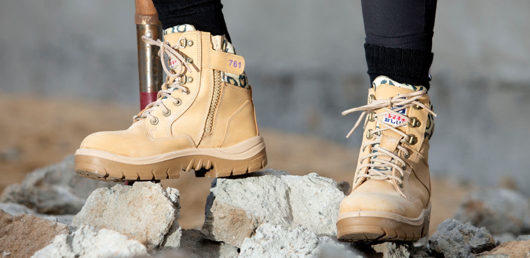 ladies jungle work boot