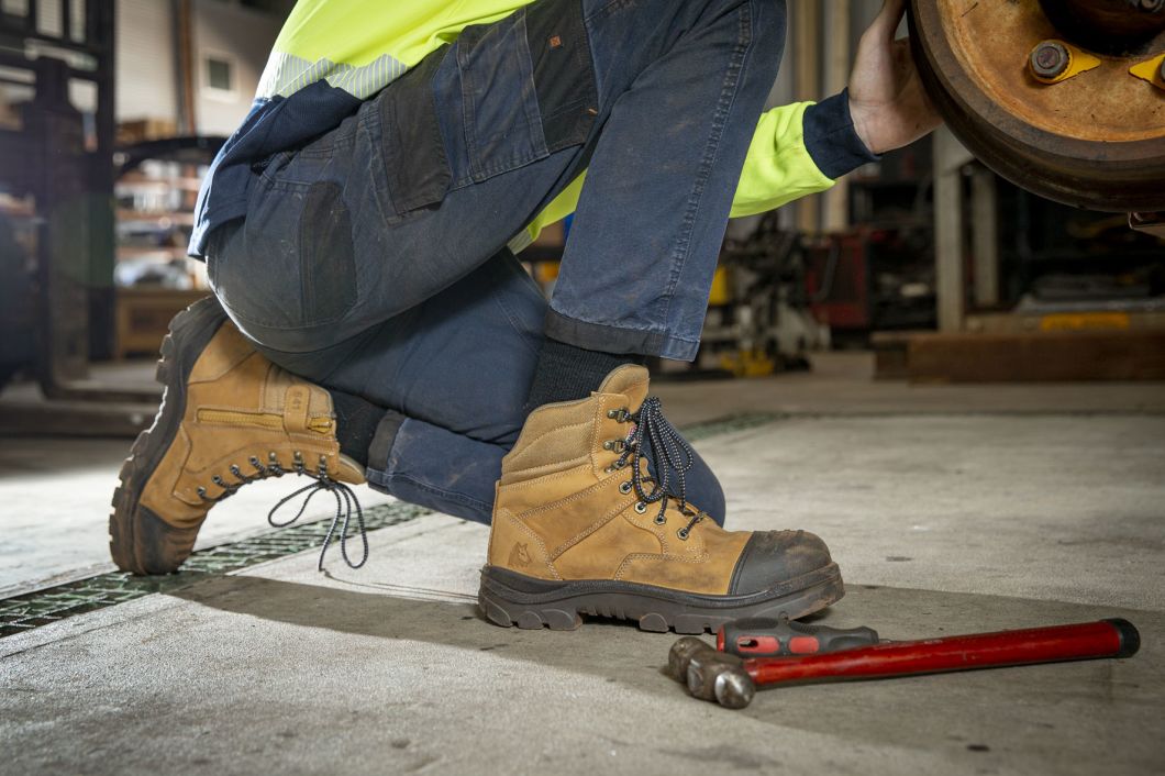 steel blue male work boots