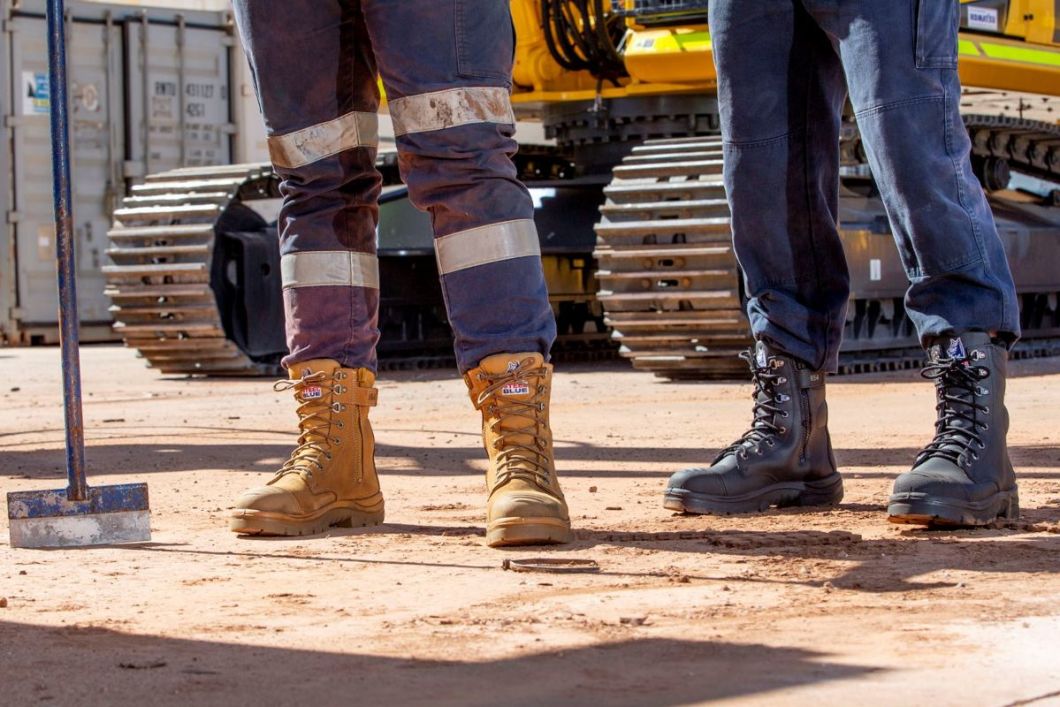 Zoomed in shot of Portland Zip Scuff Cap boots in Wheat and Black