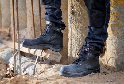 SAFETY GUIDE: regulations keep builders going.