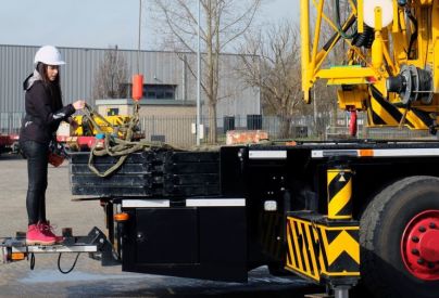 Pink work boots give Crane Driver Jessica a real lift