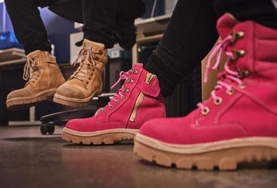 Why you should try on work boots before buying