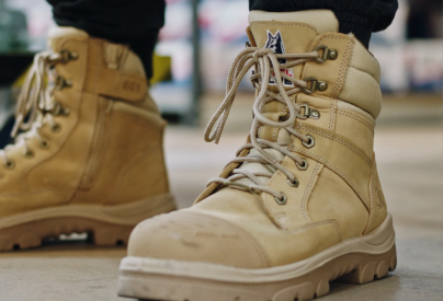 Tailor-made work boots