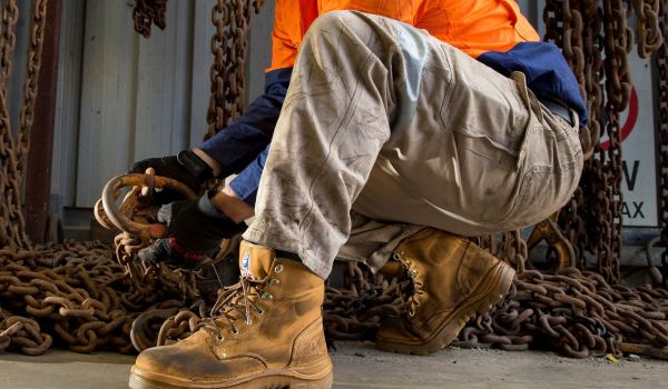 steel toe cap boots with steel on outside