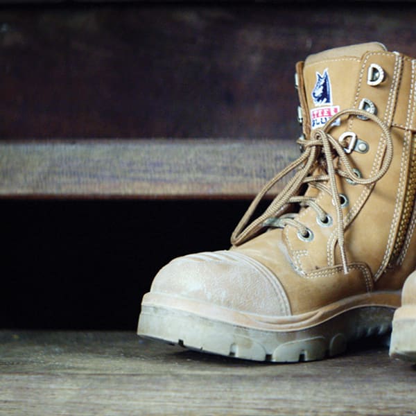 durable work boots