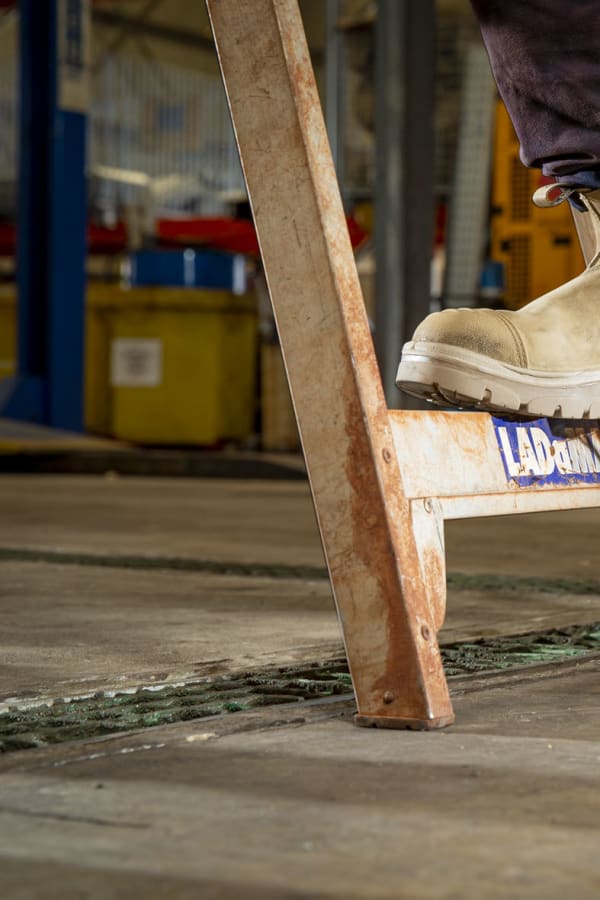 toe covers on work boots