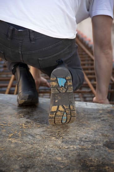 view sole of the boot