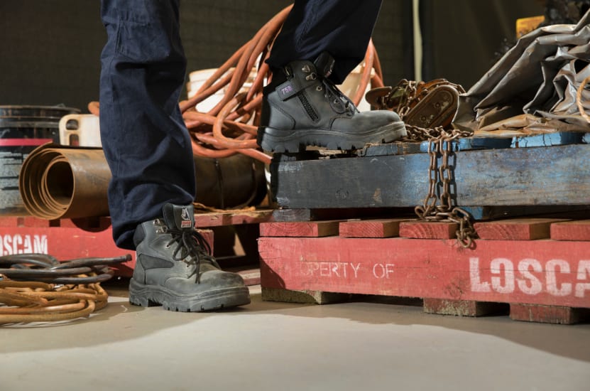 view sole of the boot