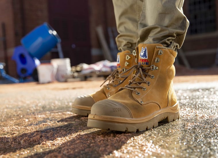 view sole of the boot