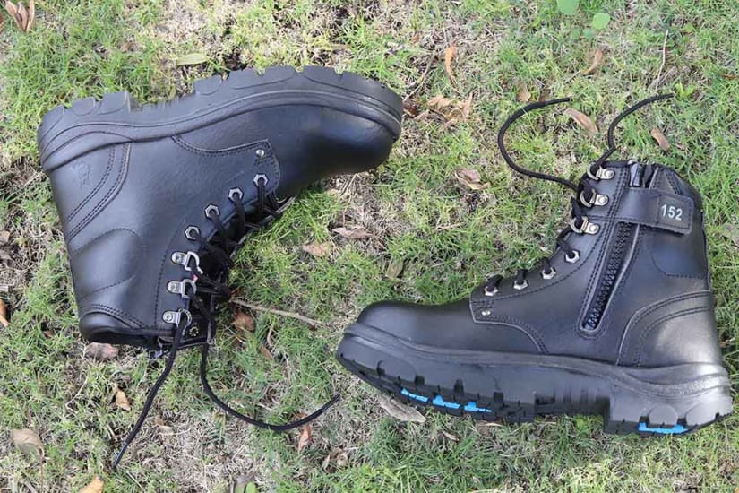 view sole of the boot