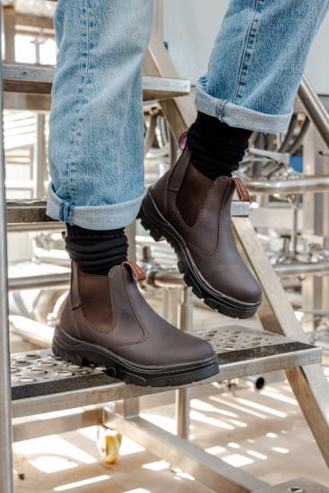 view sole of the boot