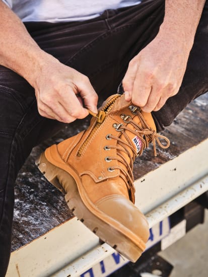 view sole of the boot