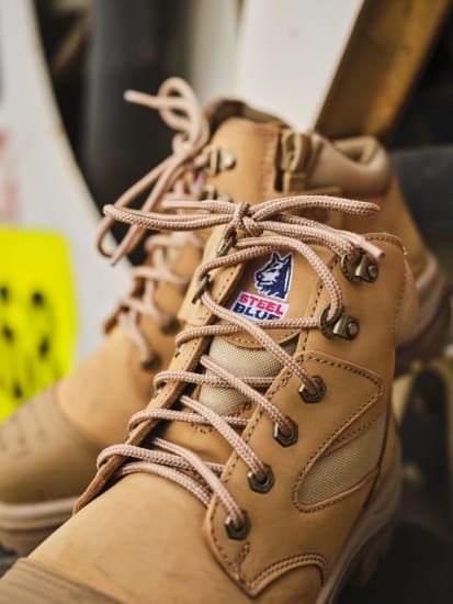 view sole of the boot