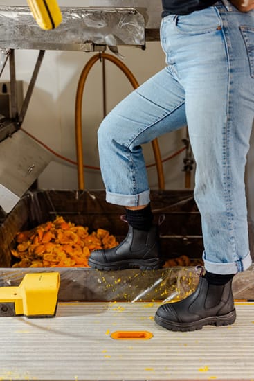 view sole of the boot