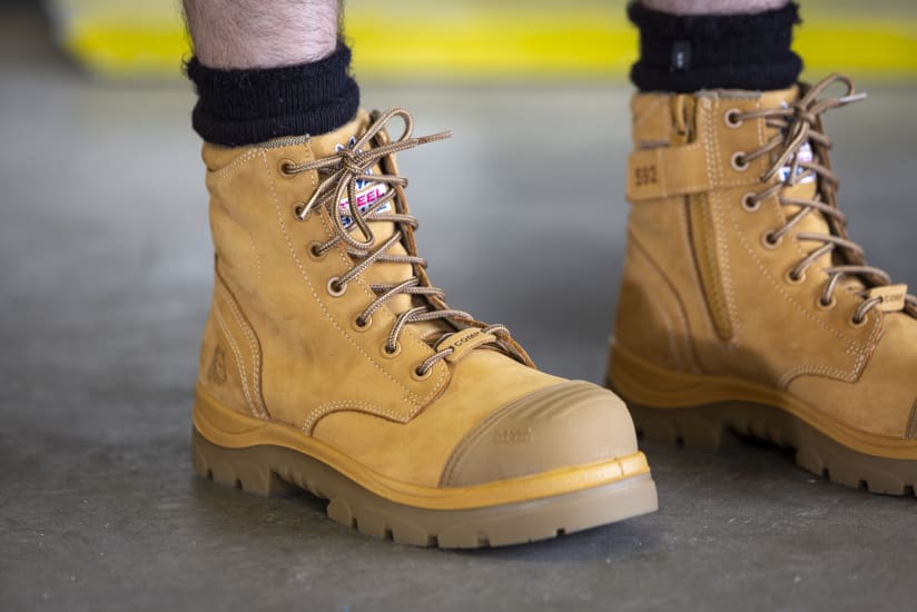 view sole of the boot