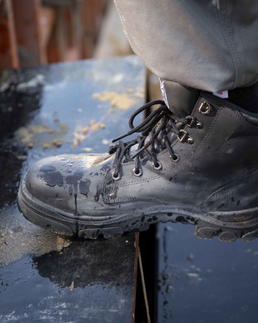 Water proof black boots