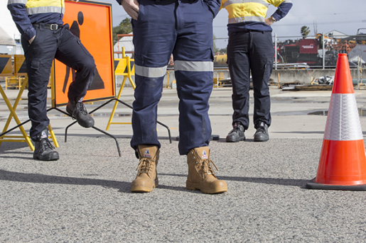 Southern Cross Wheat & Black Mens and Whyalla Black Road Work Landscape 1