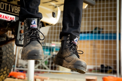 building and construction work boots steel blue