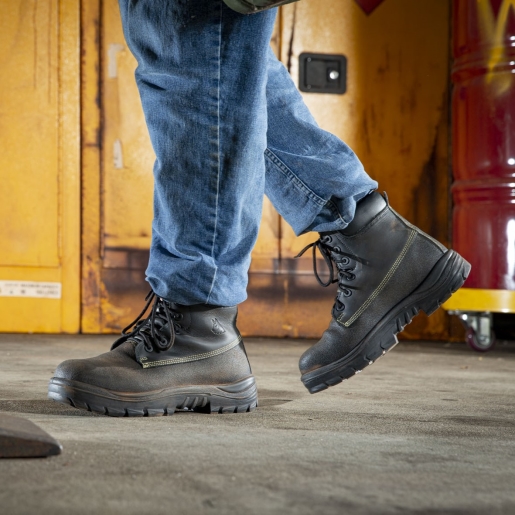 Chemical, Oil & Gas Work Boots - Rigger Work Boots | Steel Blue