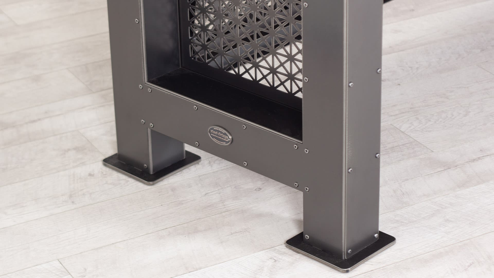 Steel Vintage grand artisan height adjustable desk closeup of legs