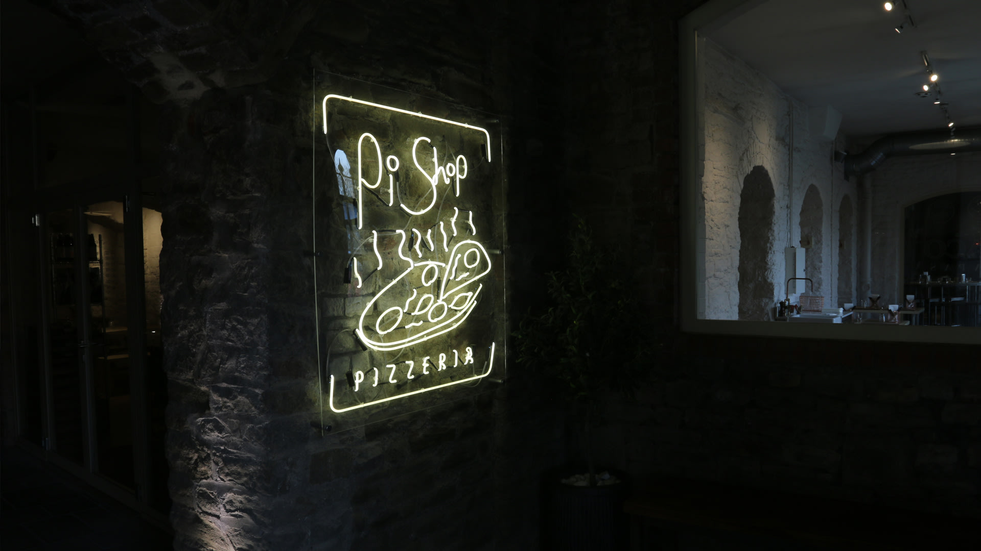 Steel Vintage | Case Study - Pi Shop Pizzeria