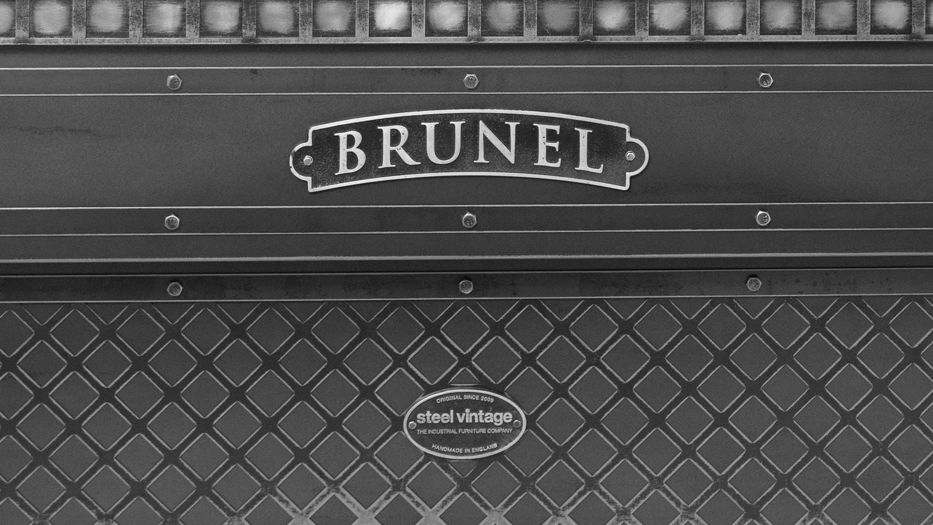 STEEL VINTAGE BRUNEL CORNER PEDESTAL DESK B/W