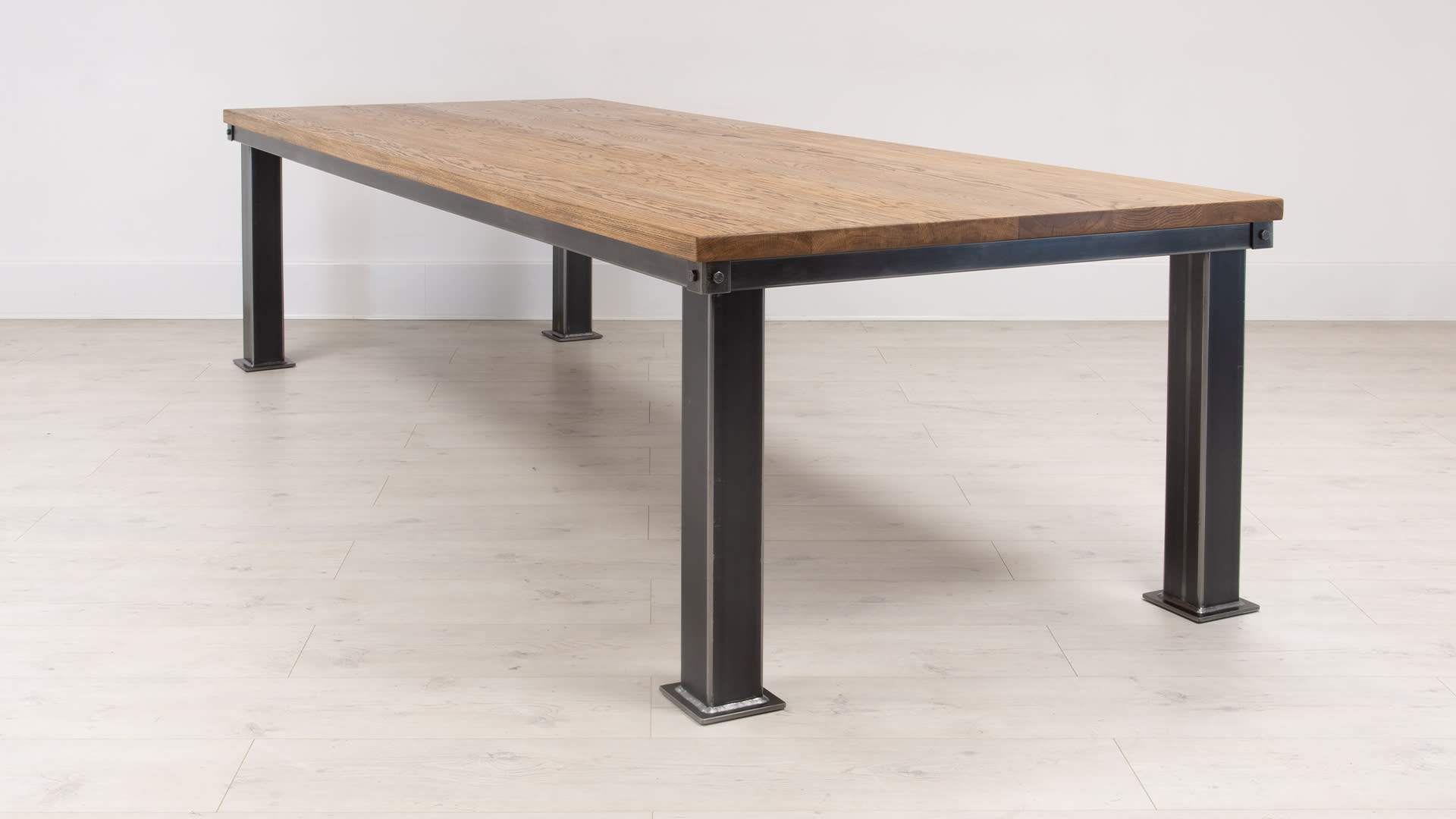 SV GRAND STUDIO TABLE