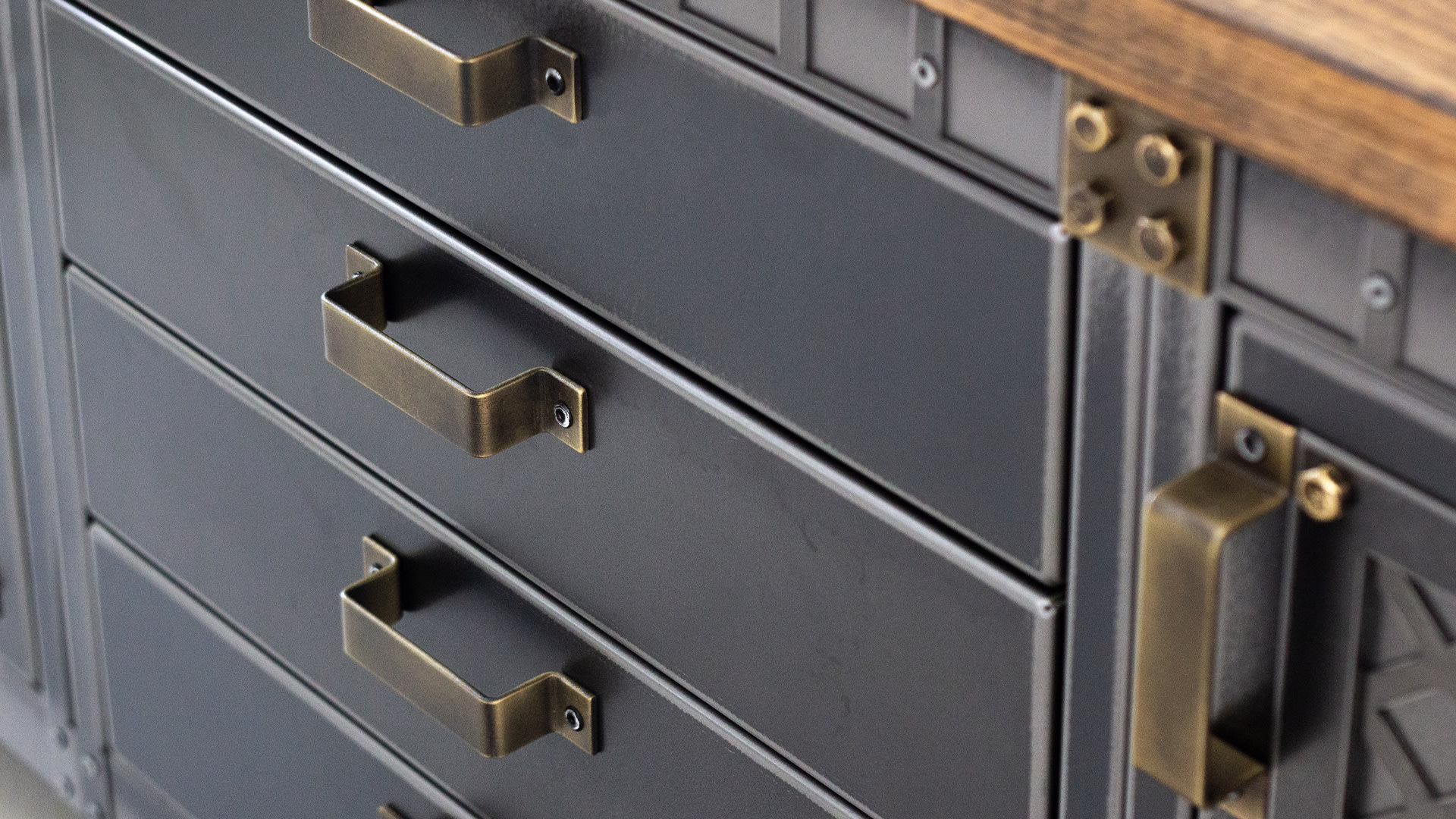 STEEL VINTAGE BRUNEL PEDESTAL SIDEBOARD V3