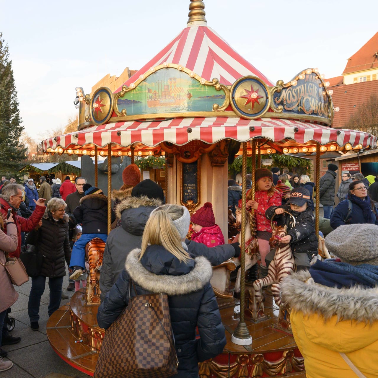 Steiff adventsmarkt kinderkarussel