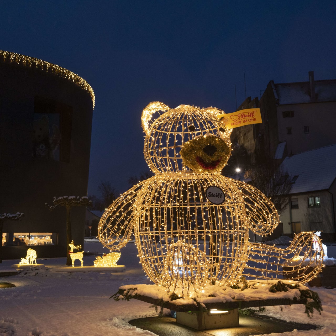 Steiff adventsmarkt leuchtender baer