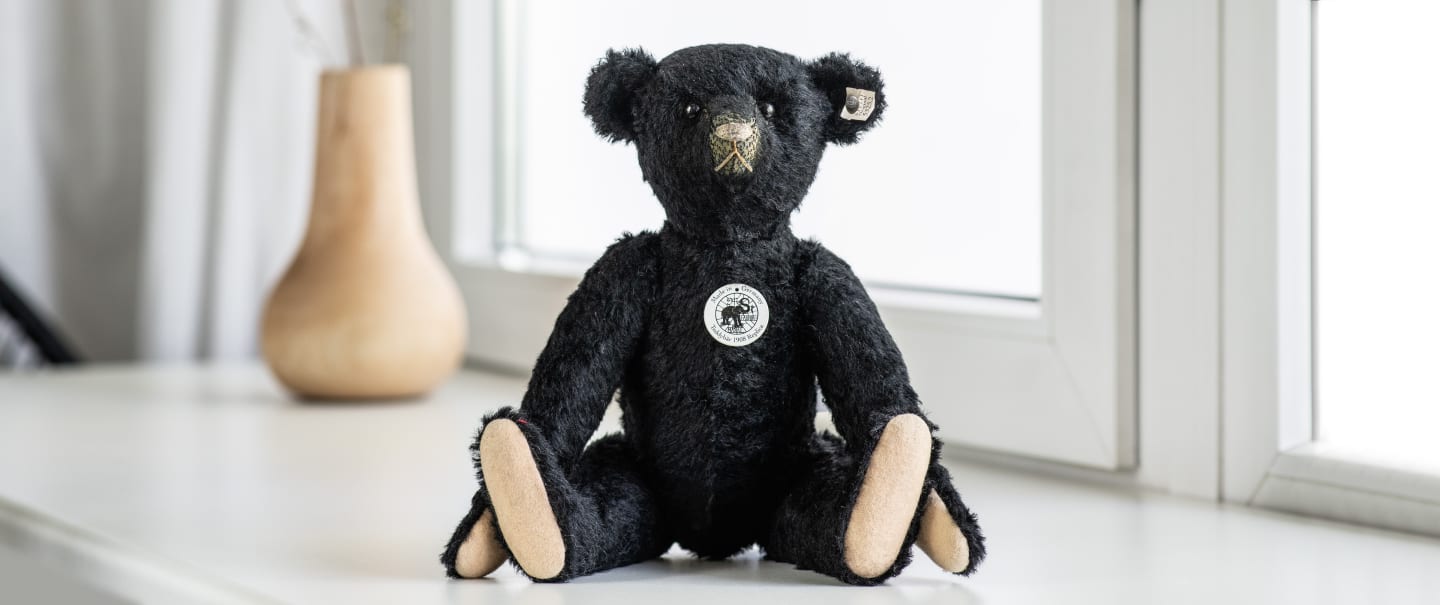 Steiff Bears - The World of Steiff