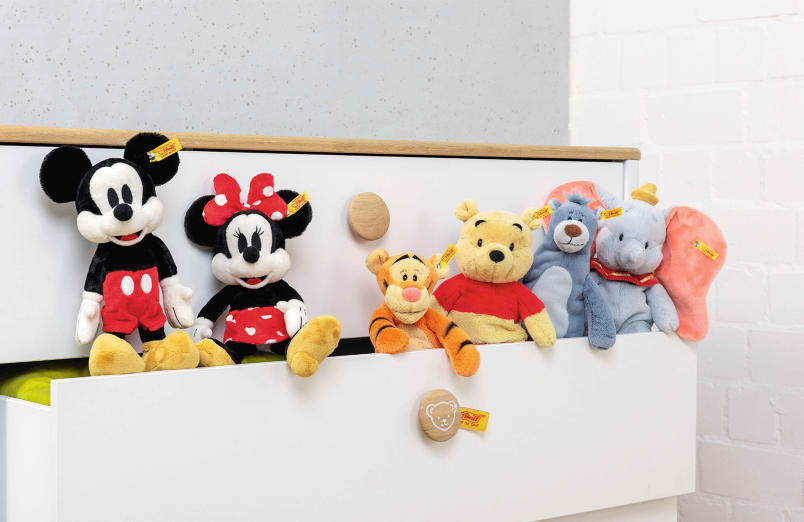 Soft Cuddly Friends Disney Originals 2021