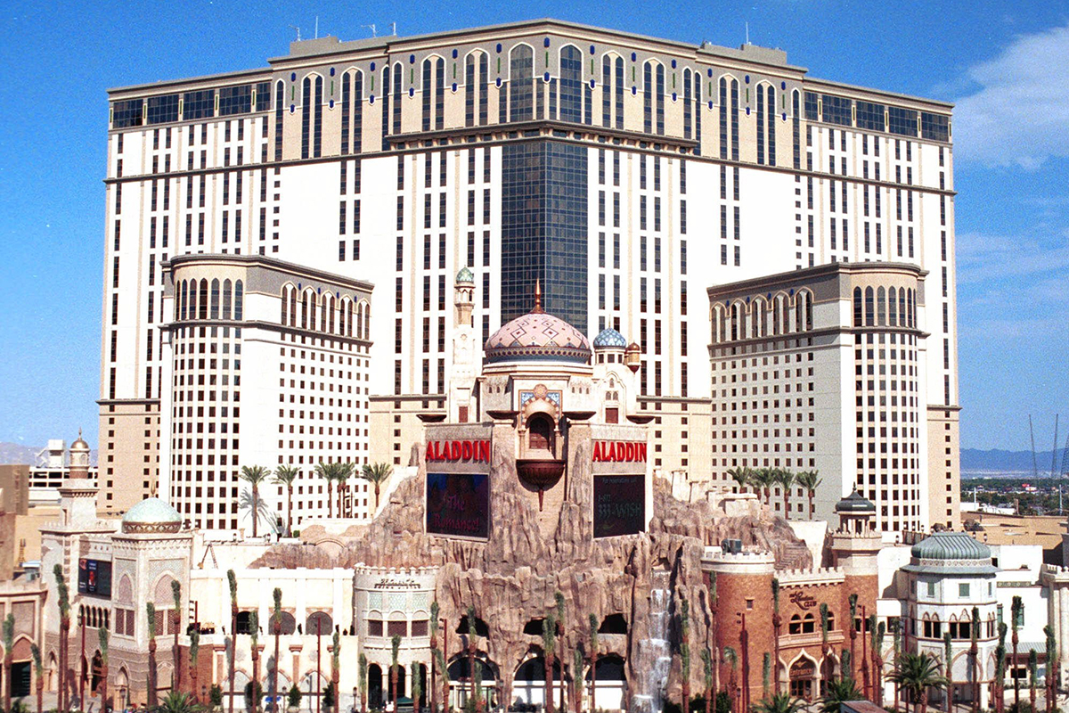 first casino built on vegas strip