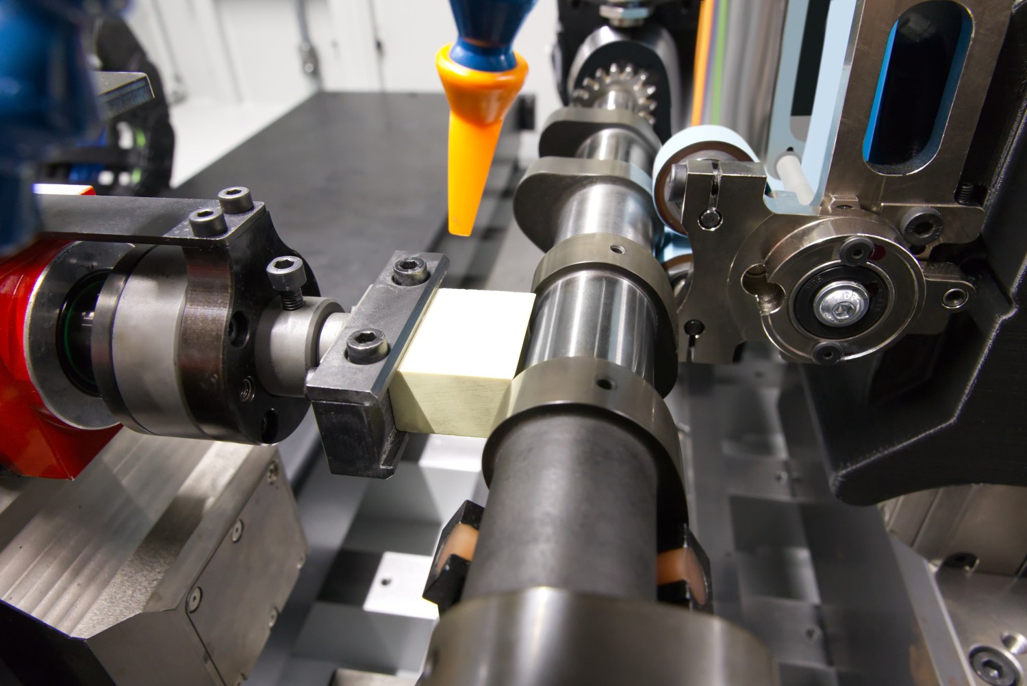 Supfina LCM, Superfinish-Bearbeitung von einfachen bis komplexen Werkstücken