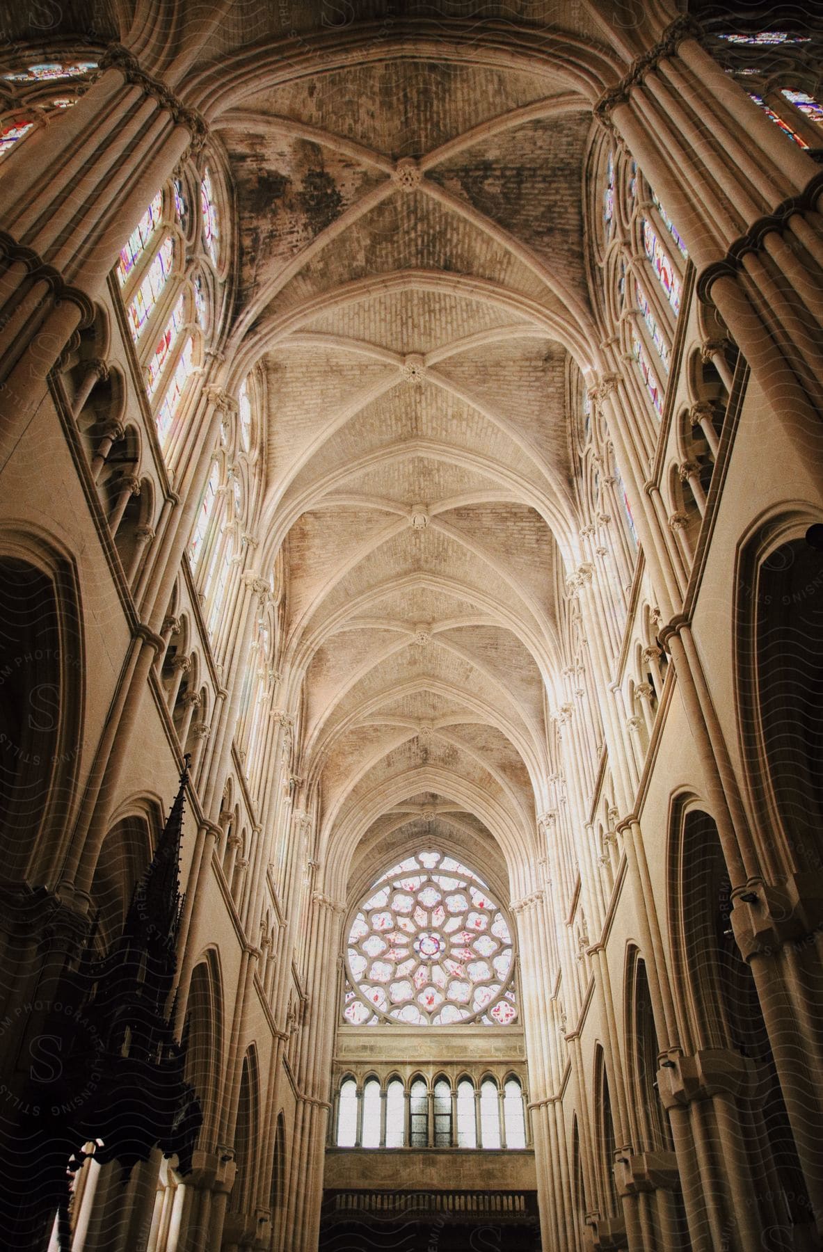 Interior de la Catedral de Toledo Catholic cathedral