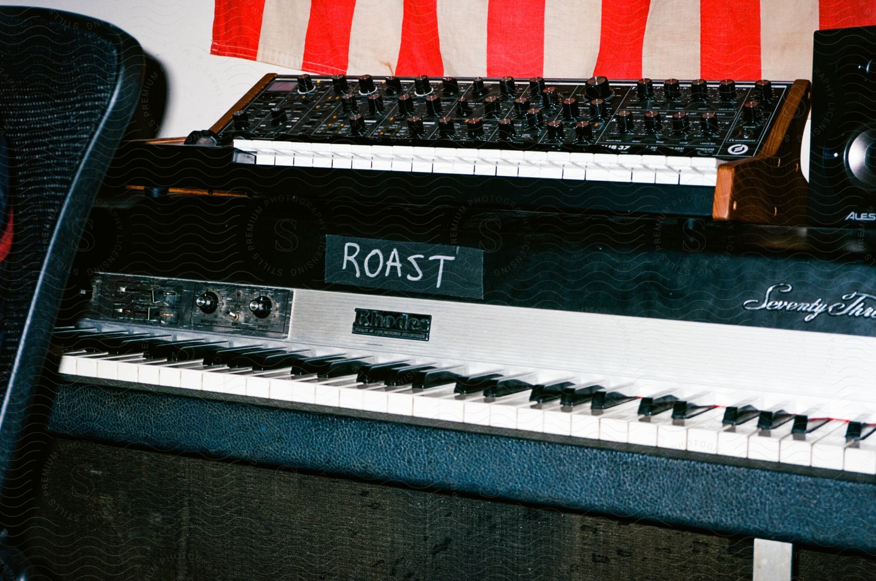 Close up of rhodes piano