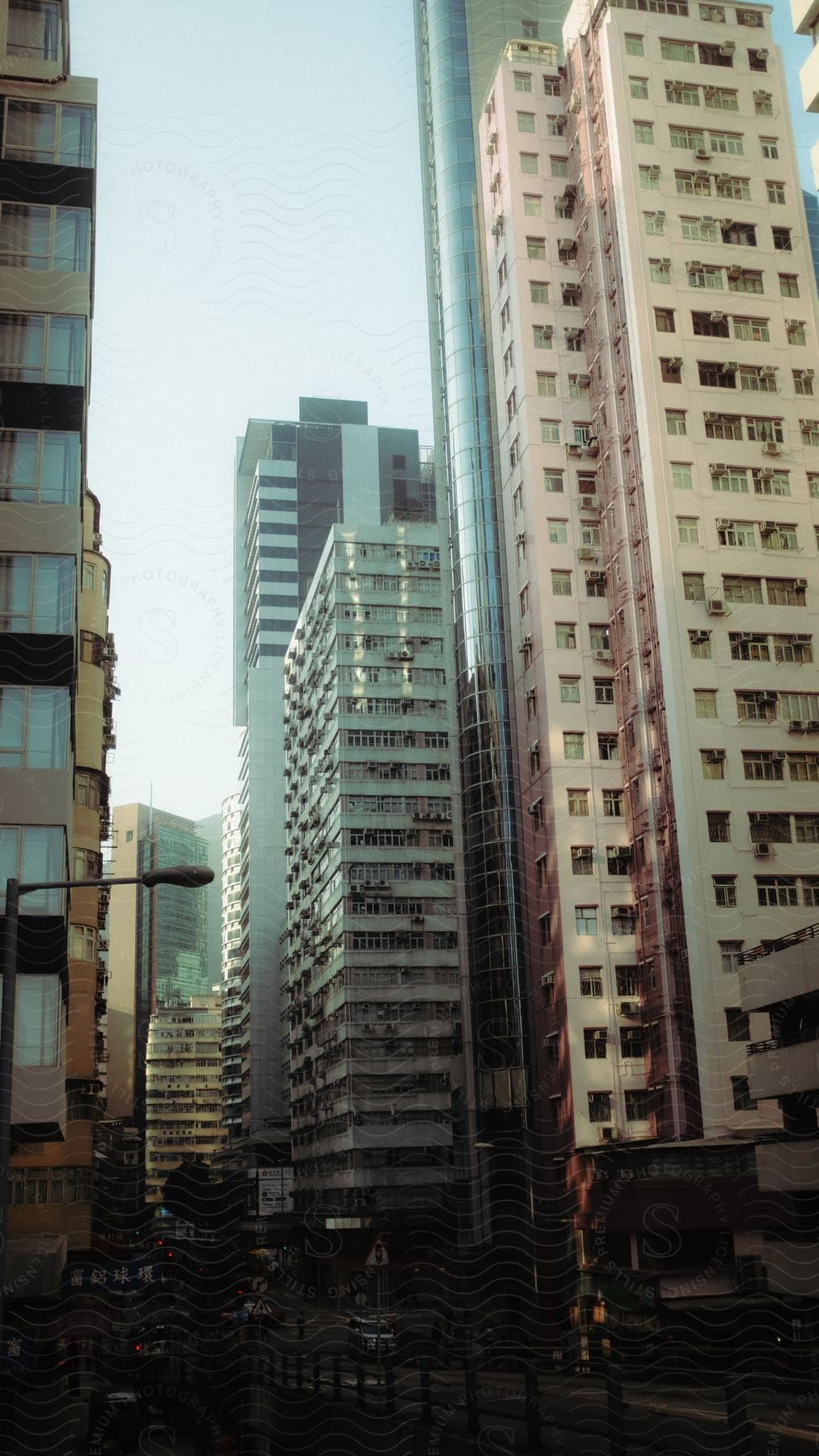 Apartment buildings tightly packed together on a city block